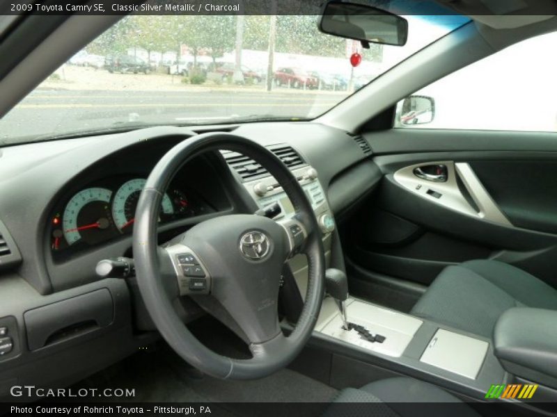Classic Silver Metallic / Charcoal 2009 Toyota Camry SE