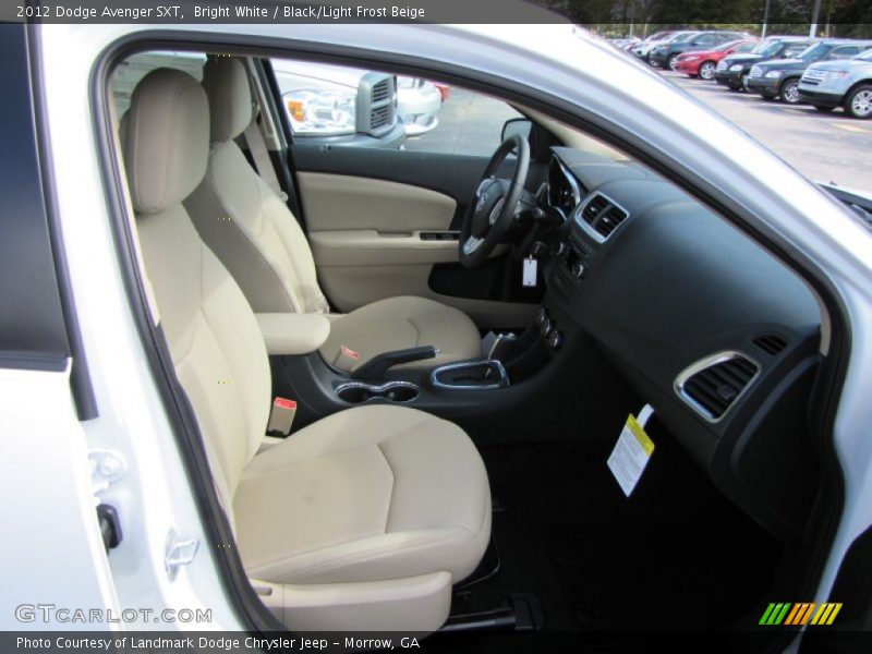 Bright White / Black/Light Frost Beige 2012 Dodge Avenger SXT