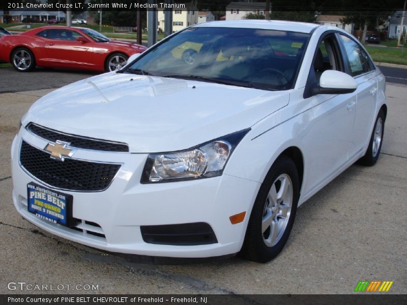 Summit White / Medium Titanium 2011 Chevrolet Cruze LT