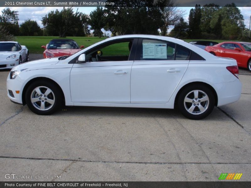 Summit White / Medium Titanium 2011 Chevrolet Cruze LT
