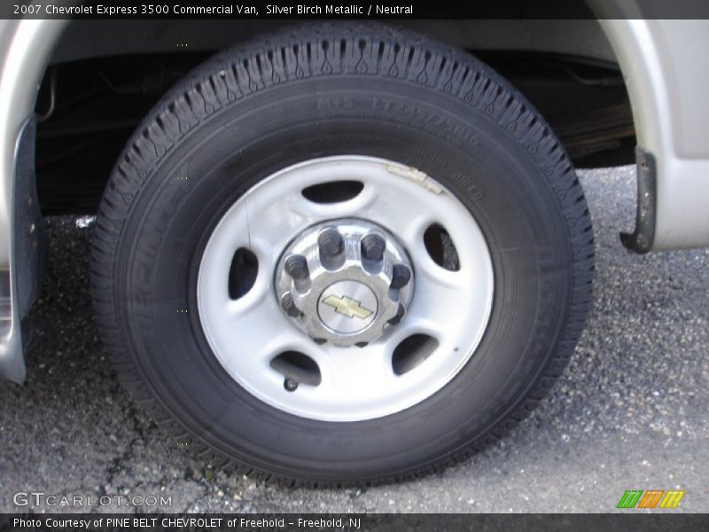  2007 Express 3500 Commercial Van Wheel