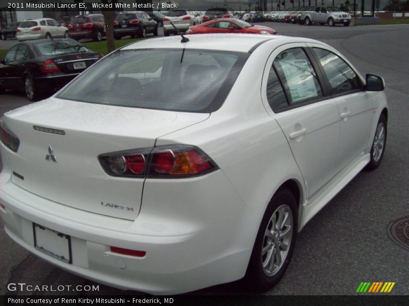 Wicked White Metallic / Black 2011 Mitsubishi Lancer ES