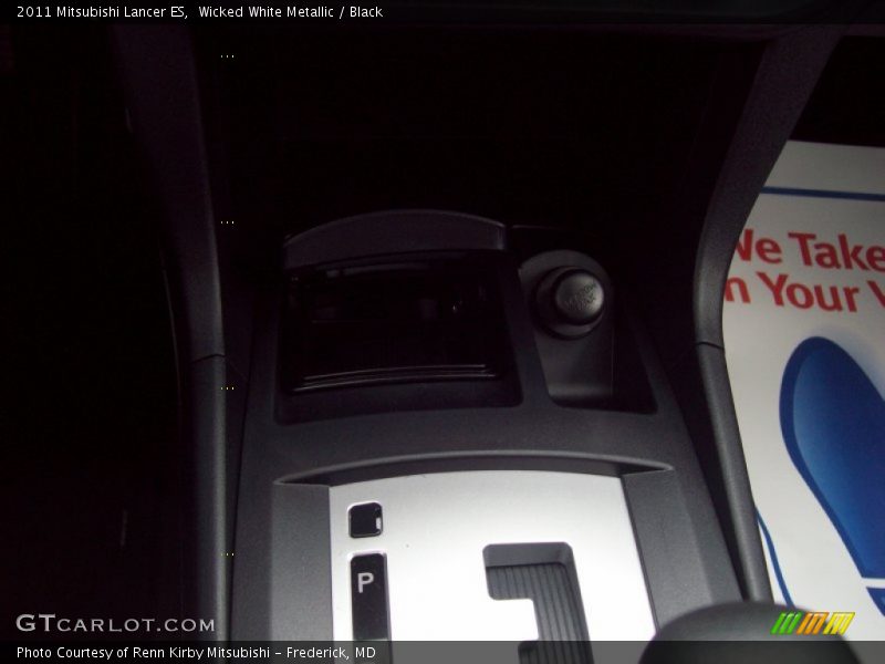 Wicked White Metallic / Black 2011 Mitsubishi Lancer ES