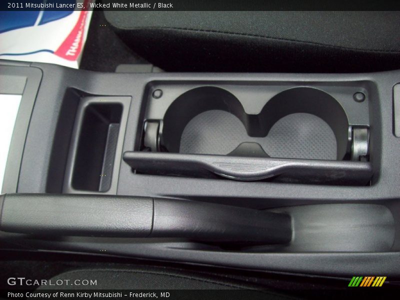 Wicked White Metallic / Black 2011 Mitsubishi Lancer ES