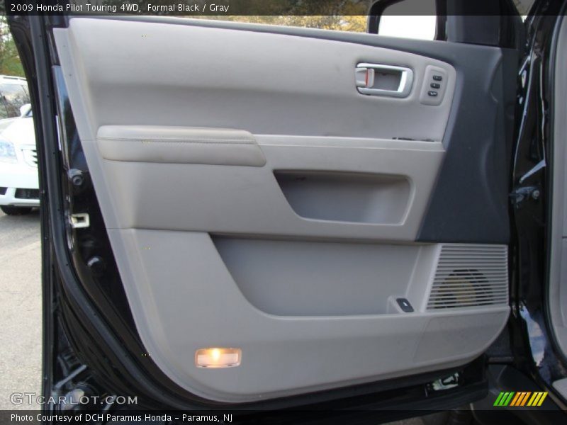 Formal Black / Gray 2009 Honda Pilot Touring 4WD
