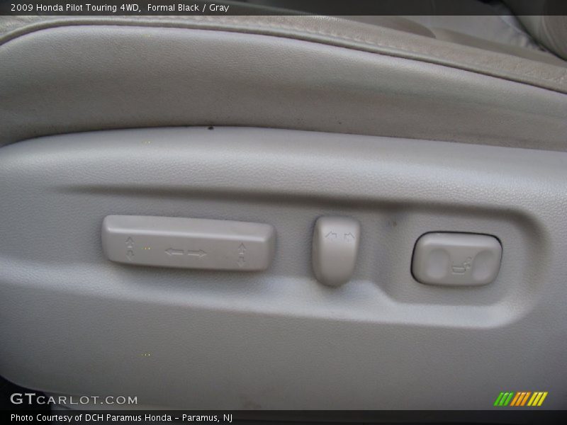 Formal Black / Gray 2009 Honda Pilot Touring 4WD