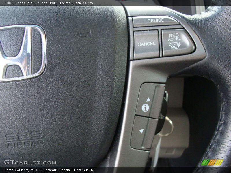 Formal Black / Gray 2009 Honda Pilot Touring 4WD