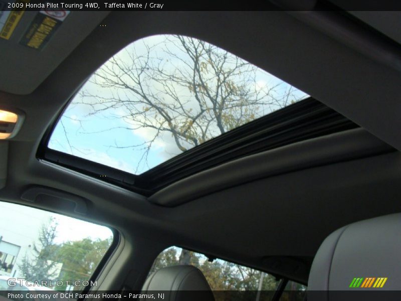 Taffeta White / Gray 2009 Honda Pilot Touring 4WD