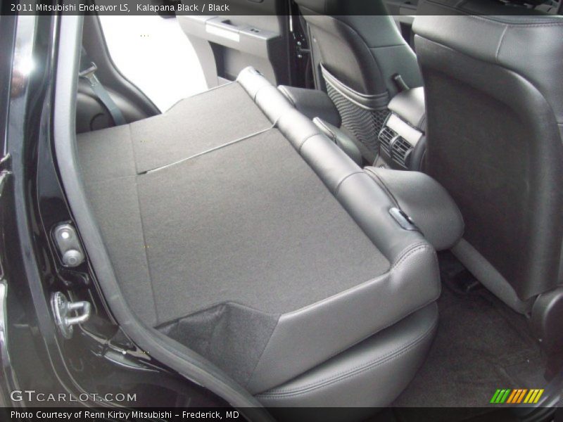 Kalapana Black / Black 2011 Mitsubishi Endeavor LS