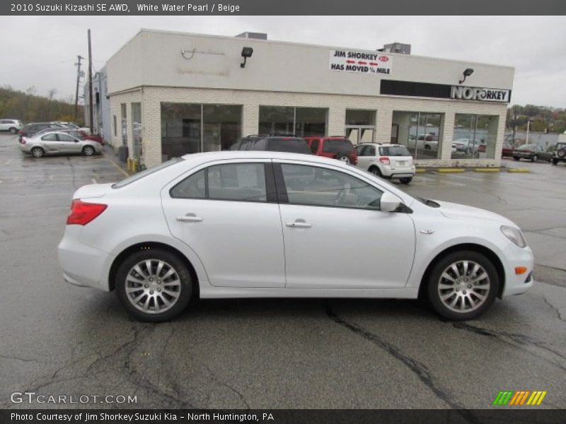 White Water Pearl / Beige 2010 Suzuki Kizashi SE AWD