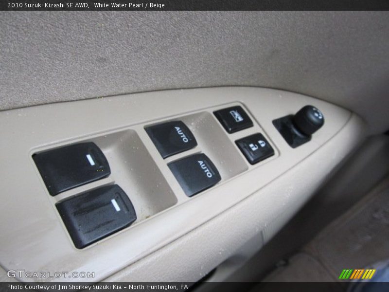 White Water Pearl / Beige 2010 Suzuki Kizashi SE AWD