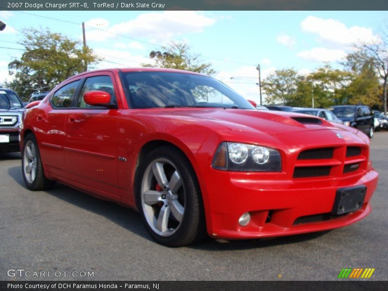 Front 3/4 View of 2007 Charger SRT-8