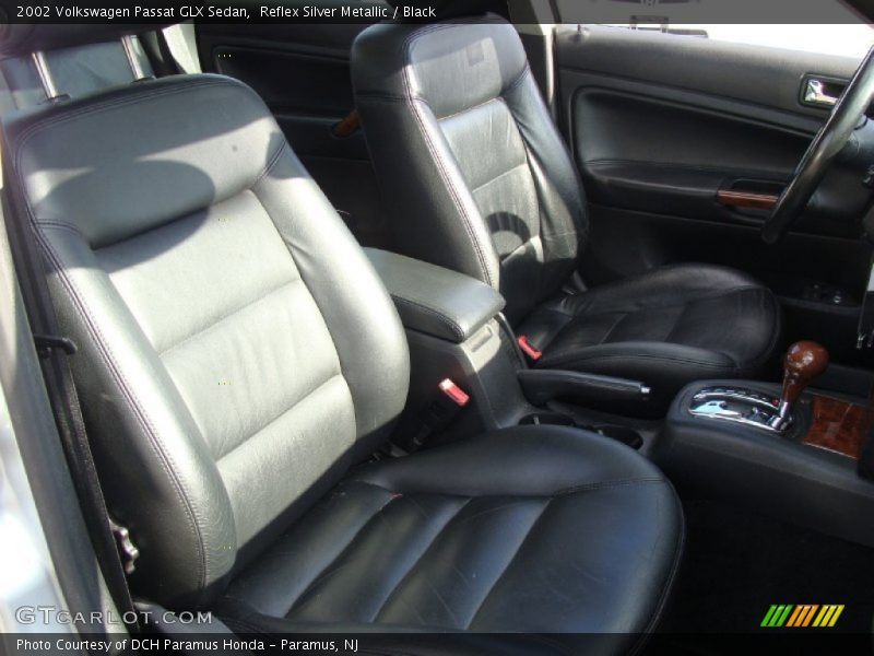Reflex Silver Metallic / Black 2002 Volkswagen Passat GLX Sedan