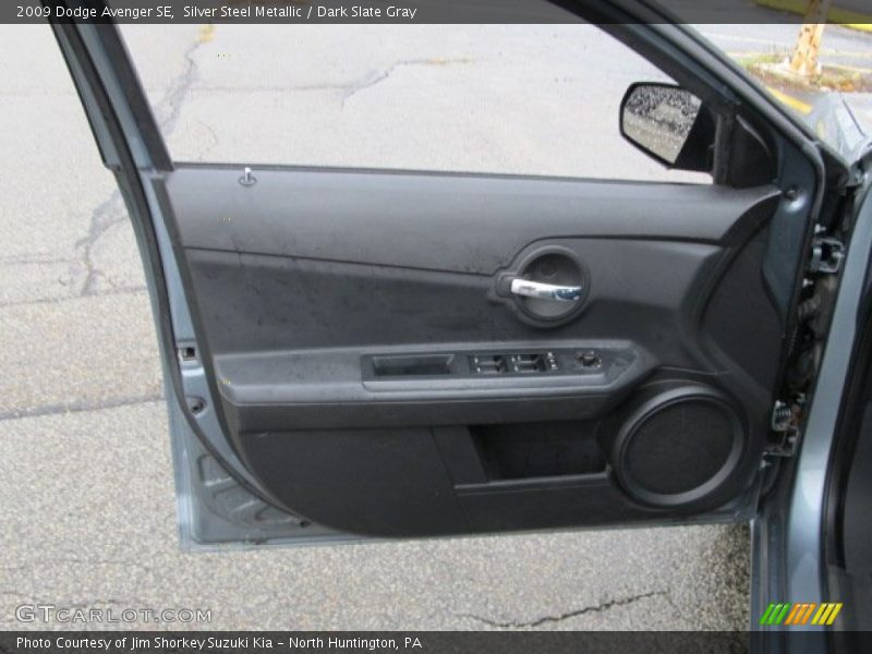 Silver Steel Metallic / Dark Slate Gray 2009 Dodge Avenger SE
