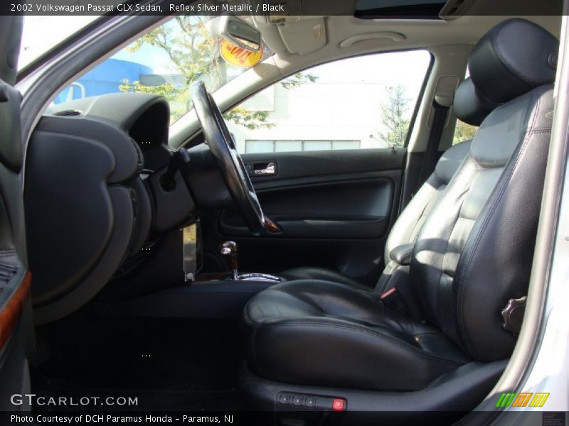 Reflex Silver Metallic / Black 2002 Volkswagen Passat GLX Sedan