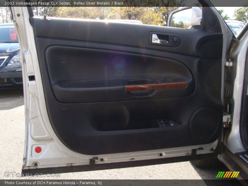 Reflex Silver Metallic / Black 2002 Volkswagen Passat GLX Sedan