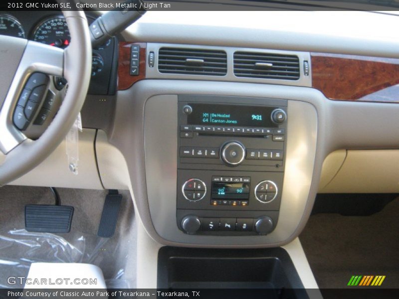 Carbon Black Metallic / Light Tan 2012 GMC Yukon SLE