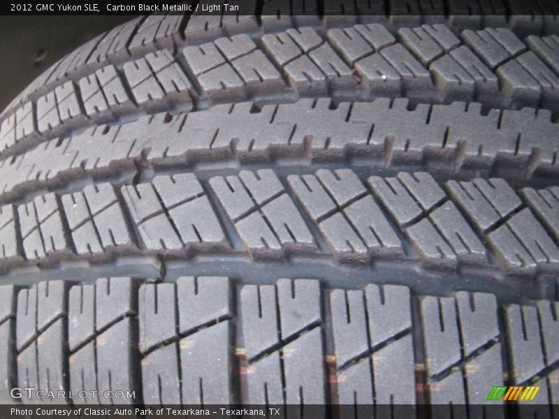Carbon Black Metallic / Light Tan 2012 GMC Yukon SLE