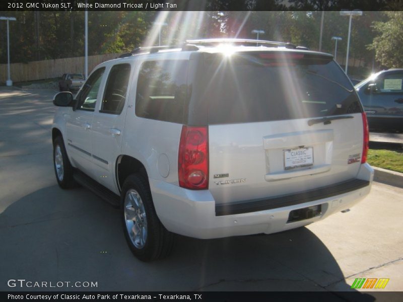 White Diamond Tricoat / Light Tan 2012 GMC Yukon SLT