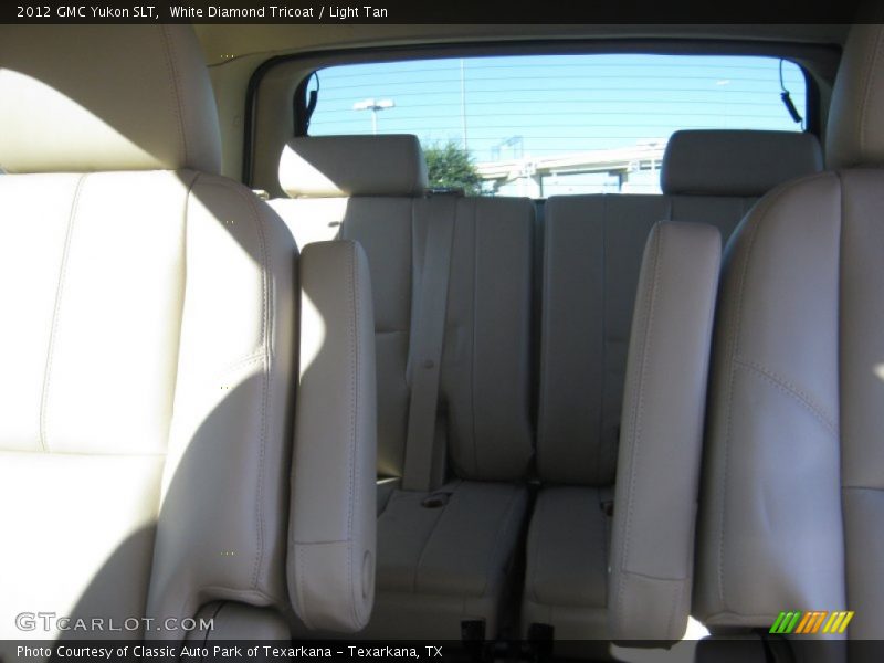 White Diamond Tricoat / Light Tan 2012 GMC Yukon SLT