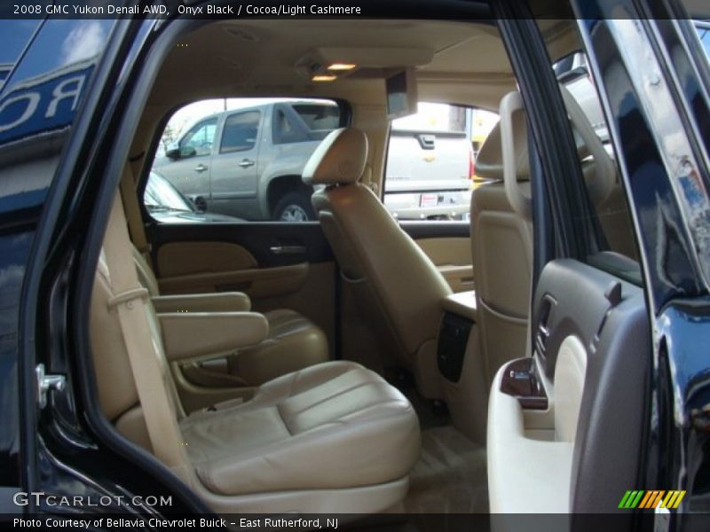 Onyx Black / Cocoa/Light Cashmere 2008 GMC Yukon Denali AWD