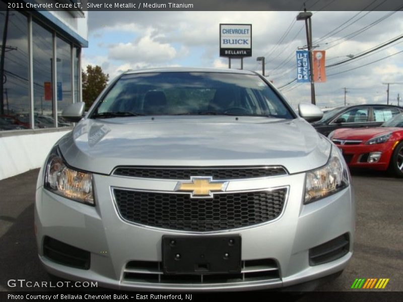 Silver Ice Metallic / Medium Titanium 2011 Chevrolet Cruze LT