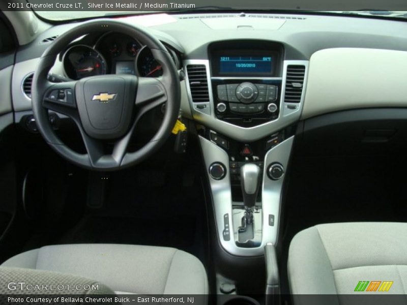 Silver Ice Metallic / Medium Titanium 2011 Chevrolet Cruze LT