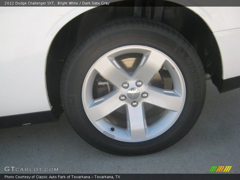 Bright White / Dark Slate Gray 2012 Dodge Challenger SXT