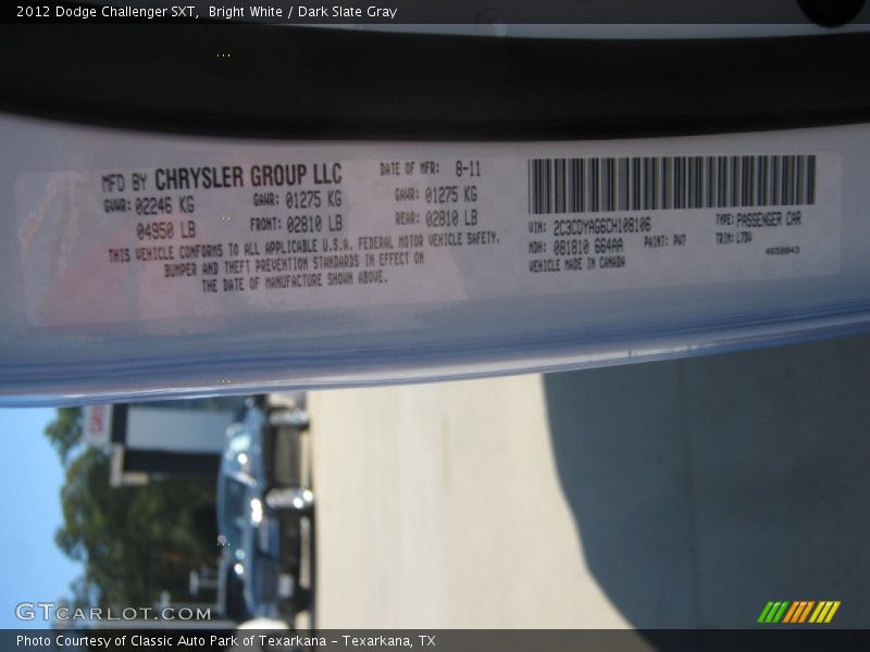 Bright White / Dark Slate Gray 2012 Dodge Challenger SXT