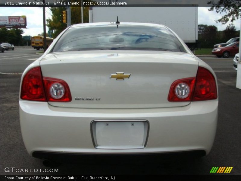 White Diamond Tricoat / Cocoa/Cashmere 2011 Chevrolet Malibu LT