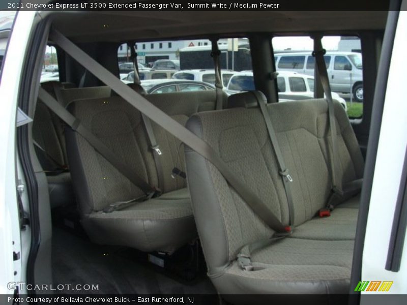 Summit White / Medium Pewter 2011 Chevrolet Express LT 3500 Extended Passenger Van