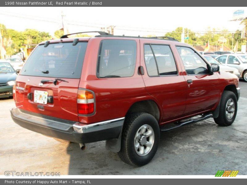 Red Pearl Metallic / Blond 1998 Nissan Pathfinder LE