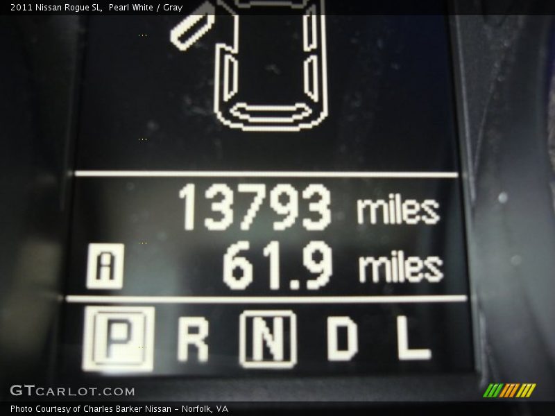 Pearl White / Gray 2011 Nissan Rogue SL