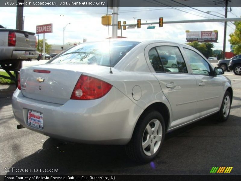 Ultra Silver Metallic / Gray 2005 Chevrolet Cobalt Sedan