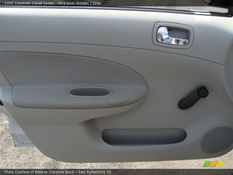 Ultra Silver Metallic / Gray 2005 Chevrolet Cobalt Sedan