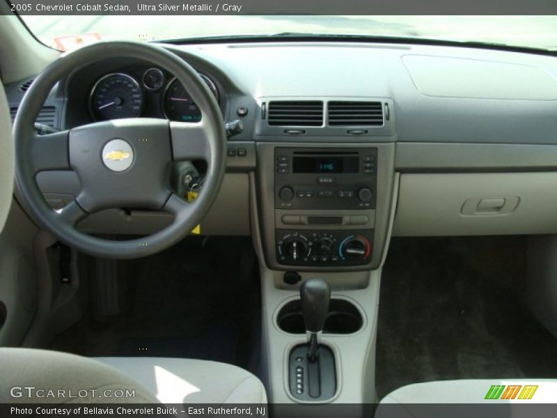 Ultra Silver Metallic / Gray 2005 Chevrolet Cobalt Sedan