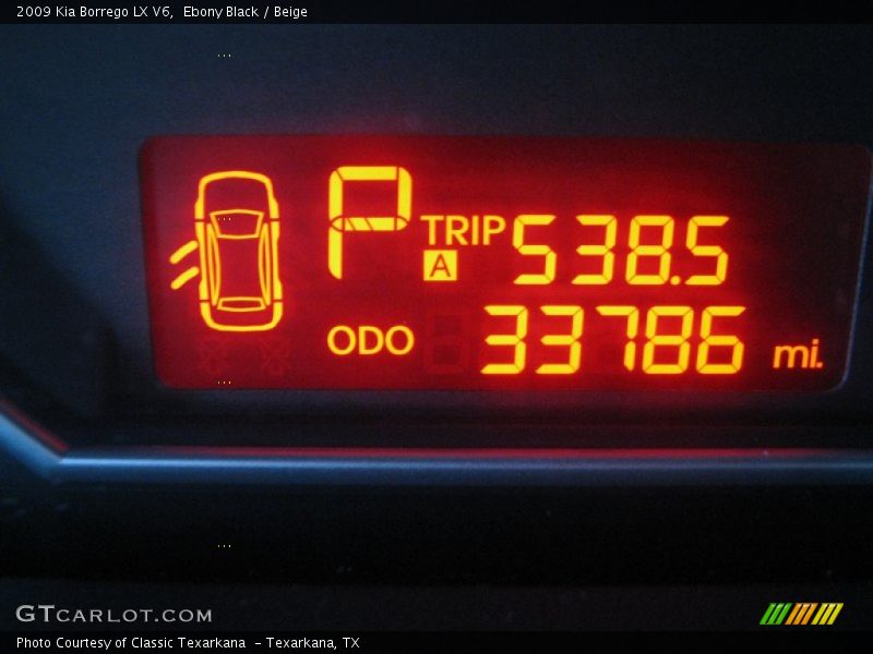 Ebony Black / Beige 2009 Kia Borrego LX V6