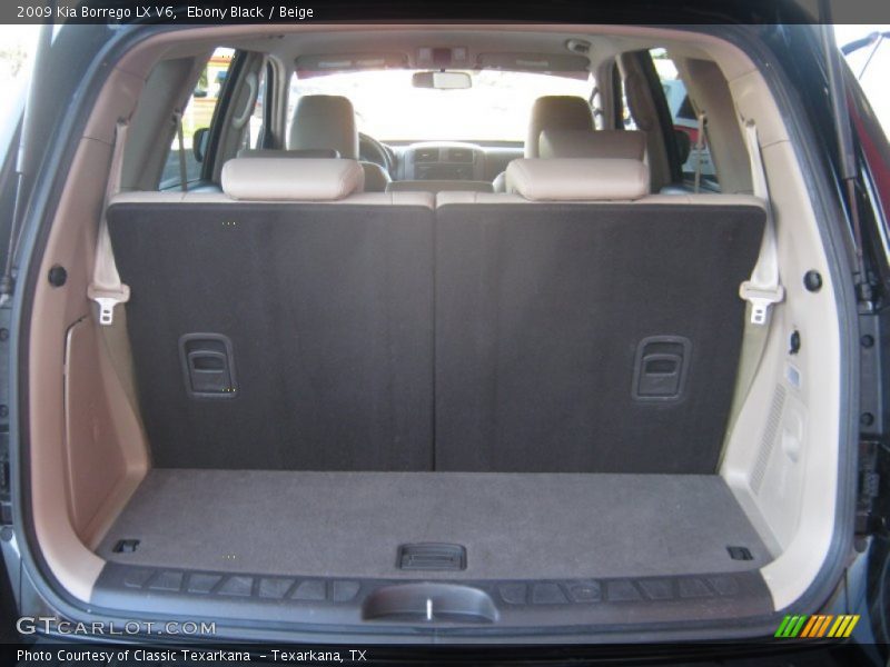 Ebony Black / Beige 2009 Kia Borrego LX V6