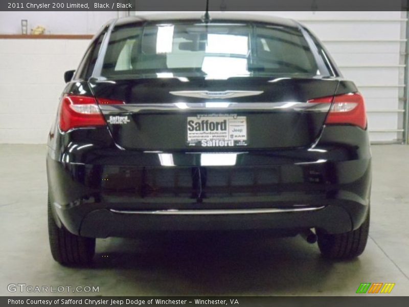 Black / Black 2011 Chrysler 200 Limited