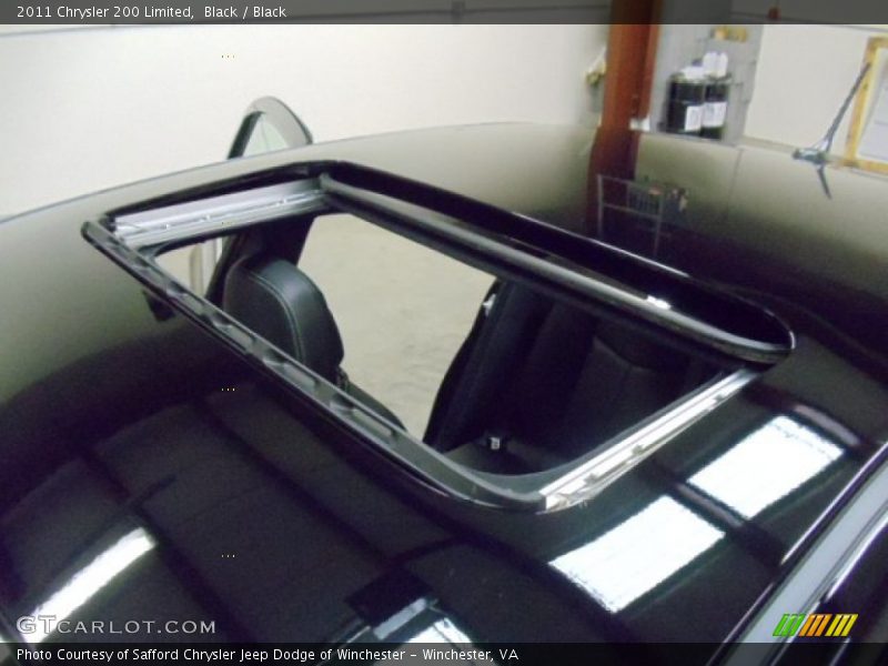 Black / Black 2011 Chrysler 200 Limited
