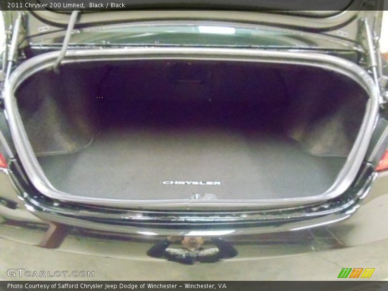 Black / Black 2011 Chrysler 200 Limited