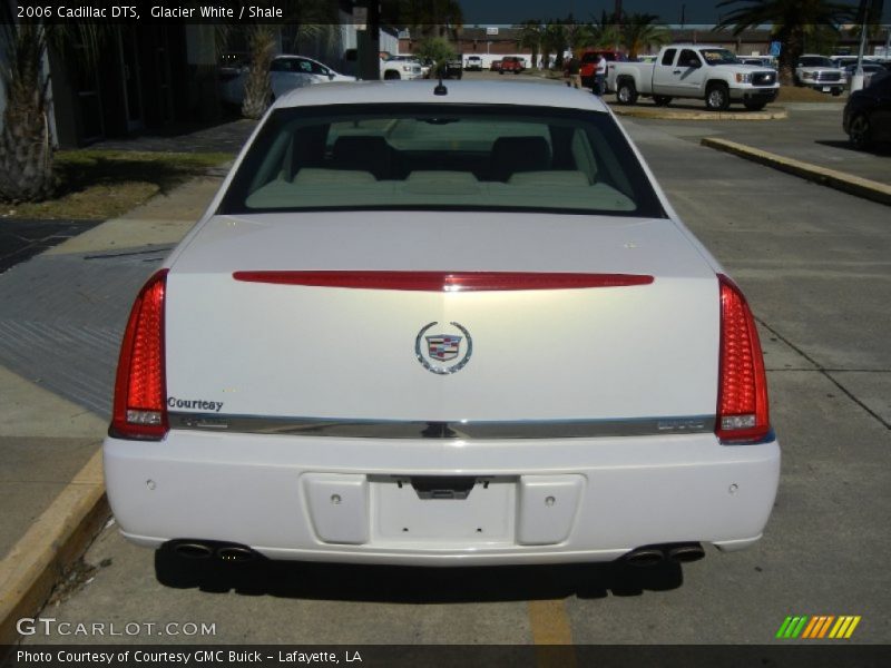 Glacier White / Shale 2006 Cadillac DTS