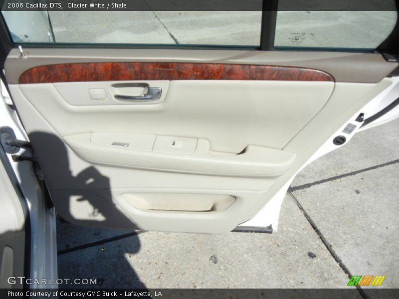 Glacier White / Shale 2006 Cadillac DTS