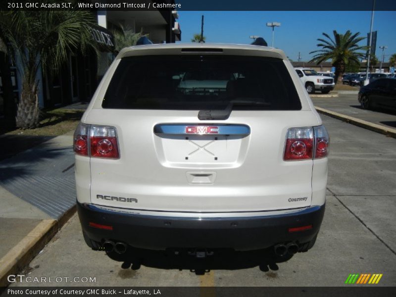 White Diamond Tintcoat / Cashmere 2011 GMC Acadia SLT