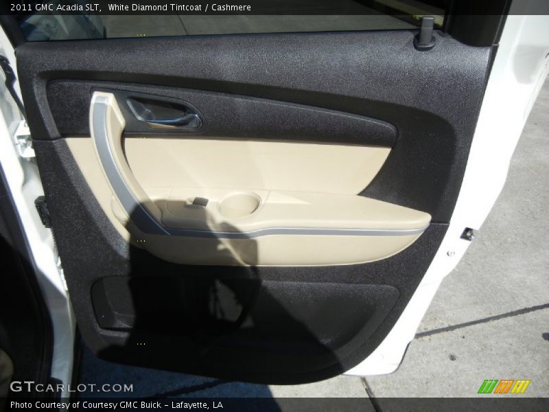 White Diamond Tintcoat / Cashmere 2011 GMC Acadia SLT
