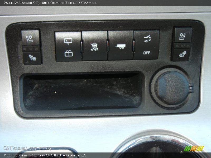 White Diamond Tintcoat / Cashmere 2011 GMC Acadia SLT