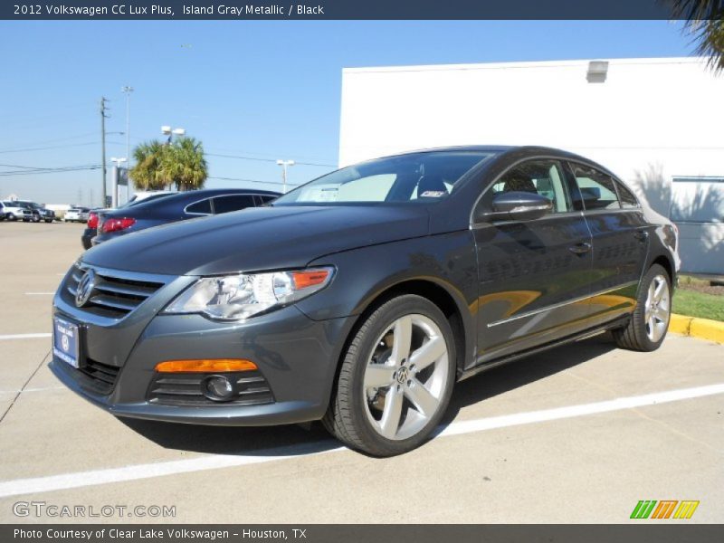 Front 3/4 View of 2012 CC Lux Plus