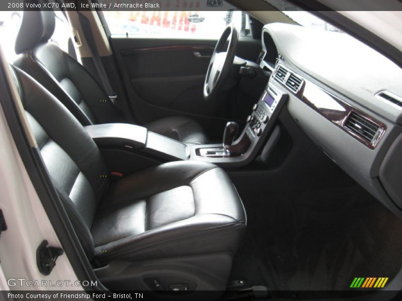 Ice White / Anthracite Black 2008 Volvo XC70 AWD