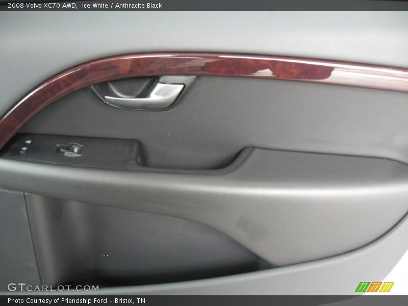 Ice White / Anthracite Black 2008 Volvo XC70 AWD