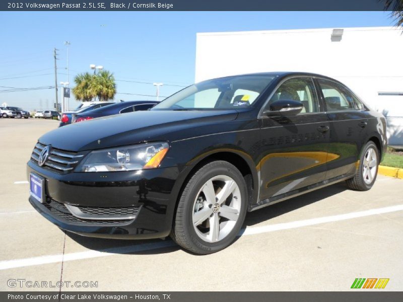 Black / Cornsilk Beige 2012 Volkswagen Passat 2.5L SE